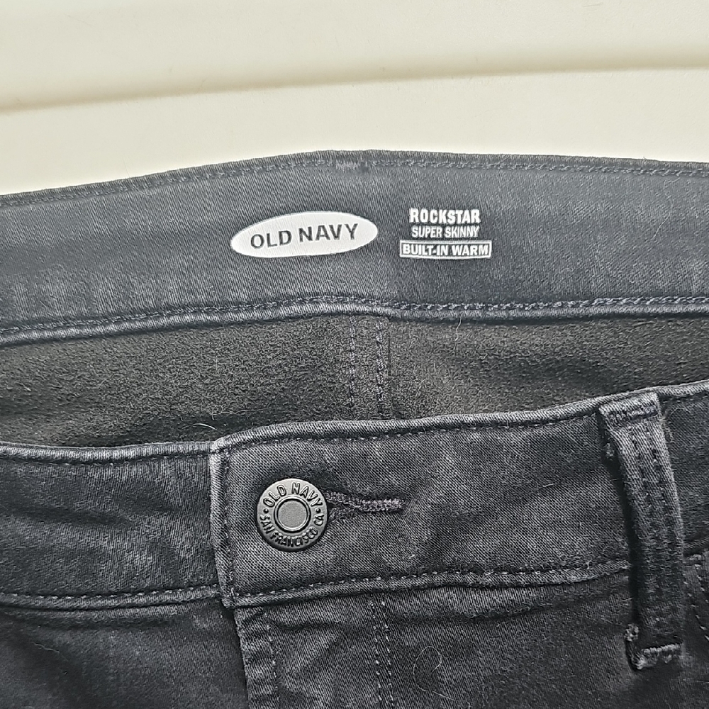 Old Navy Black Super Skinny Jeans